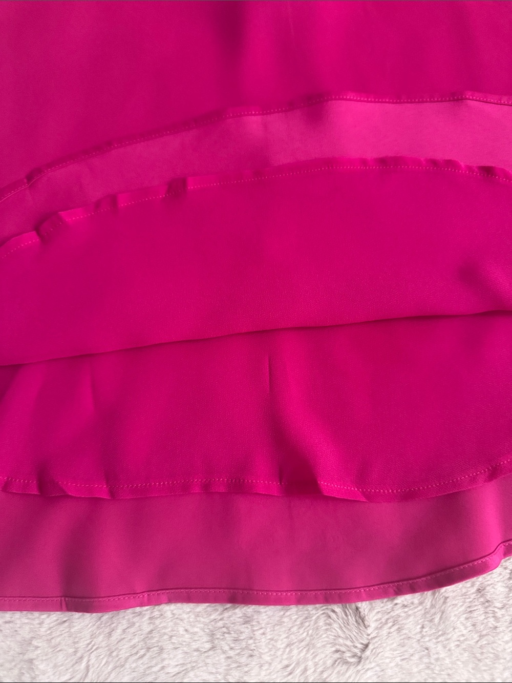 Express Fuchsia Satin V-Neck Cami - Picture 4 of 7